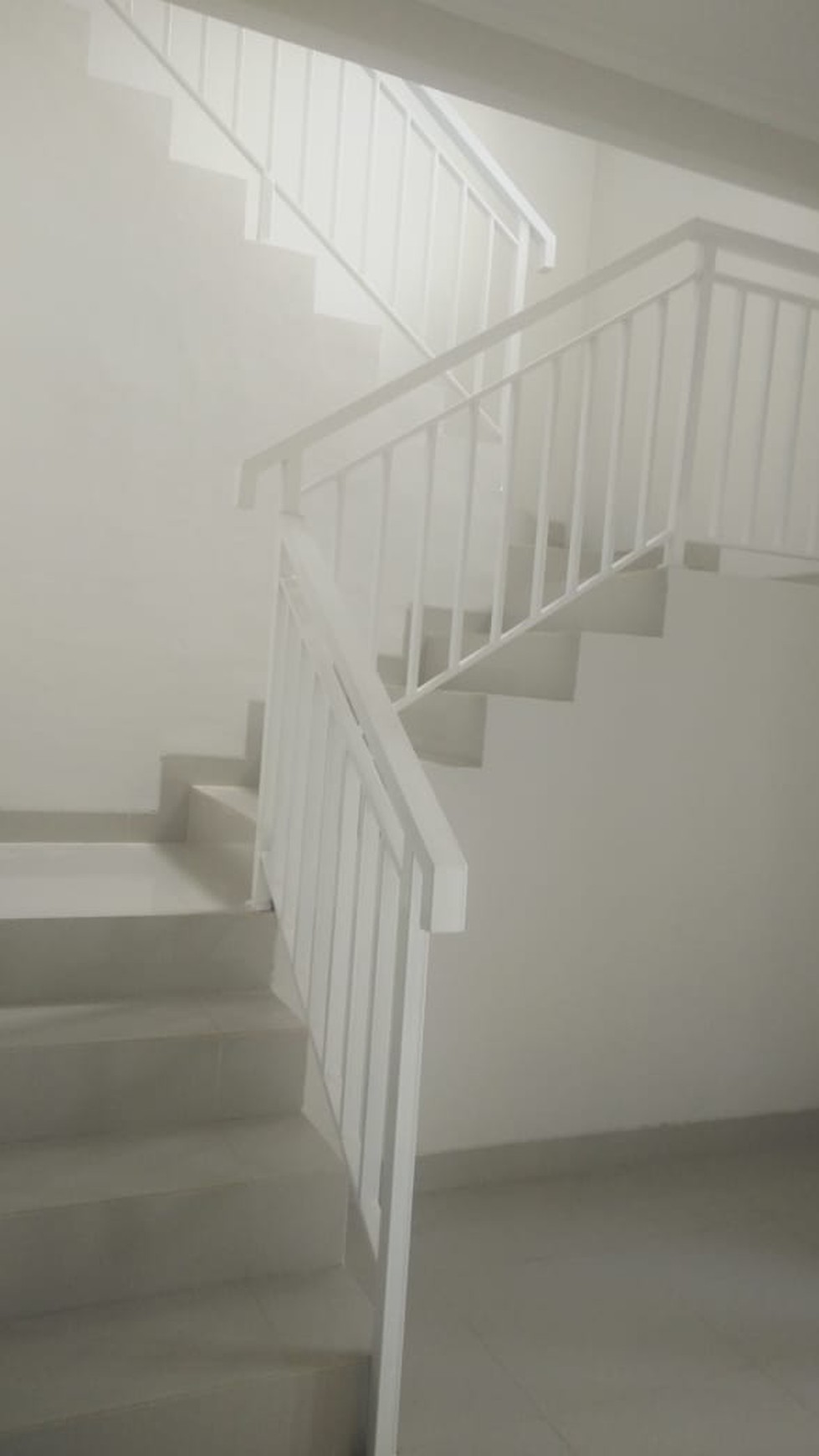 Rumah minimalis ,luas tanah 84/luas bangunan 120,good price Pondok Jaya!!