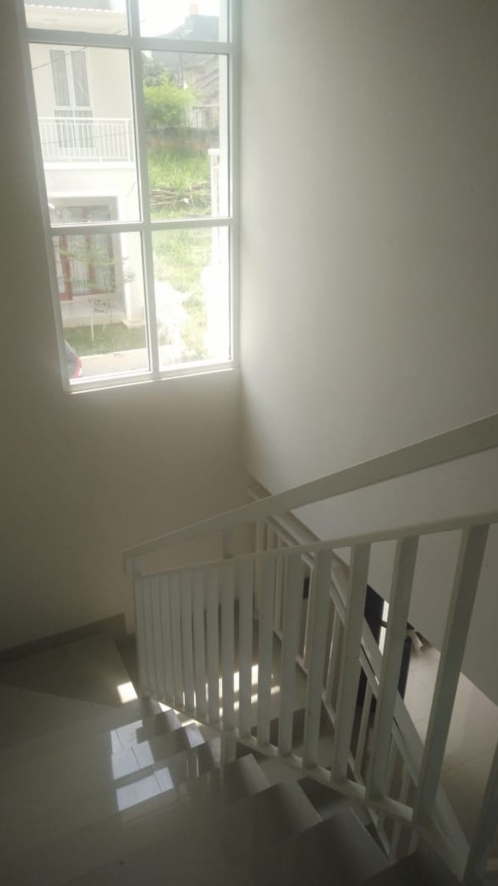 Rumah minimalis ,luas tanah 84/luas bangunan 120,good price Pondok Jaya!!