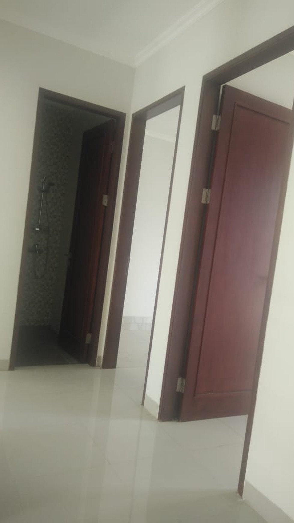 Rumah minimalis ,luas tanah 84/luas bangunan 120,good price Pondok Jaya!!