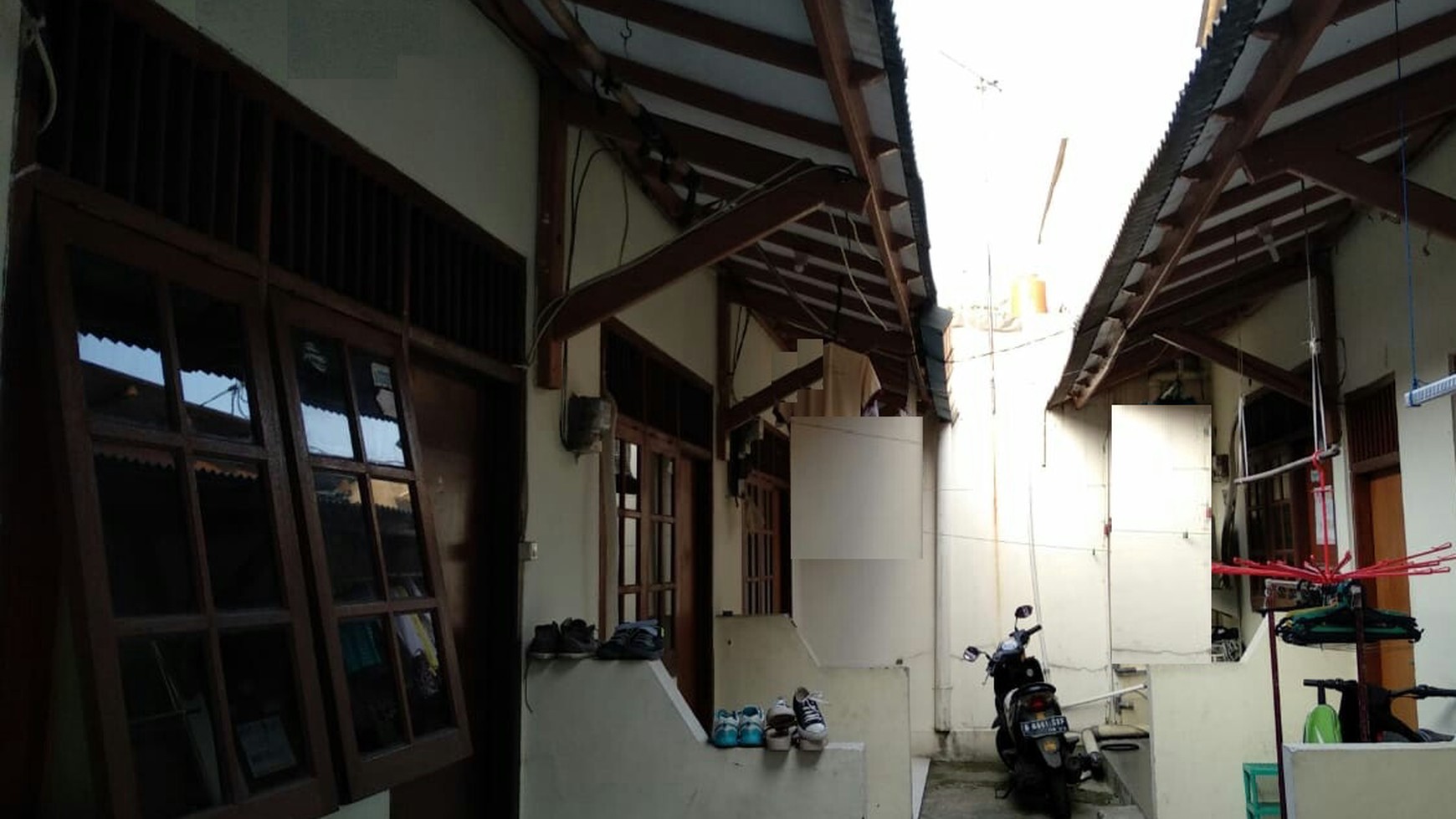 Rumah lama Hitung Tanah 500m Harga 20Jt/m nego. MURAAAH!!!