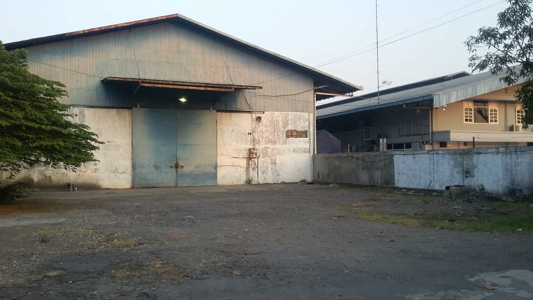 Gudang disewakan luas 2000 m