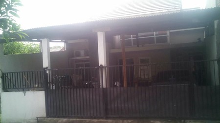 Rumah di Perum Kahuripan The Garden, Sidoarjo. Bebas Banjir