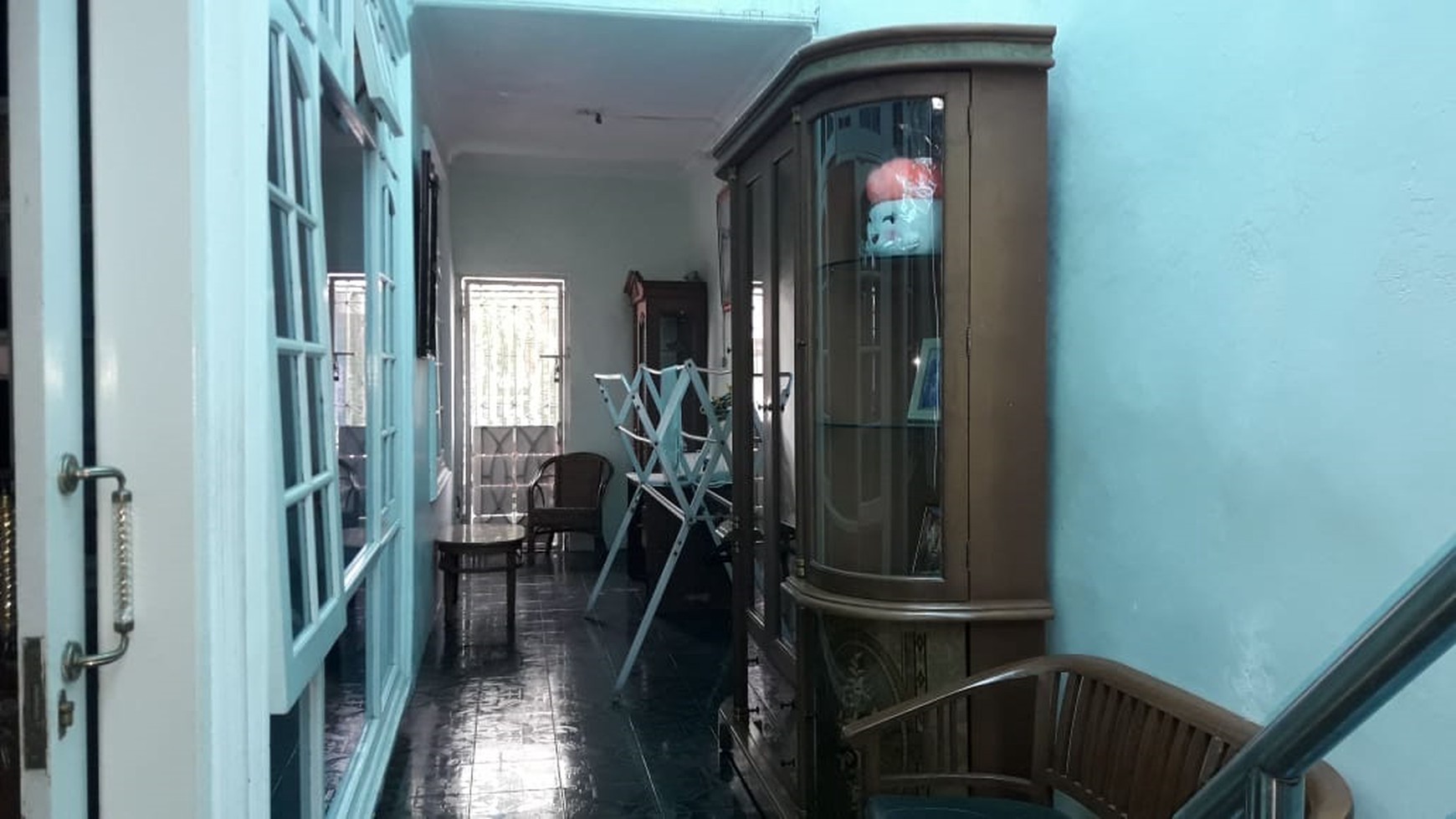 RUMAH  UNTUK KELUARGA BESAR+FURNITURE, DALAM PERUM BUMI PRAYUDAN, MAGELANG.