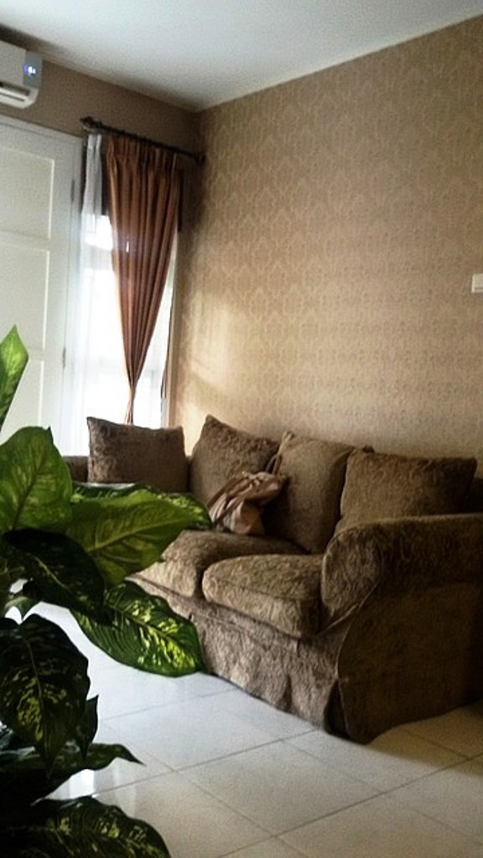 Rumah Cantik,Bagus sekali di Bintaro Jaya 9