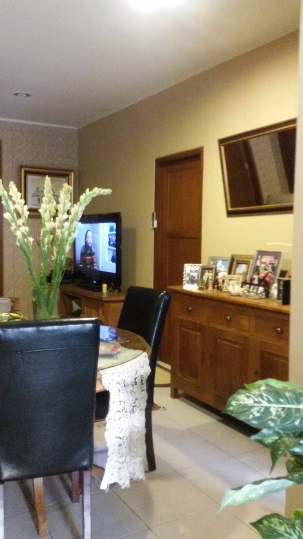 Rumah Cantik,Bagus sekali di Bintaro Jaya 9