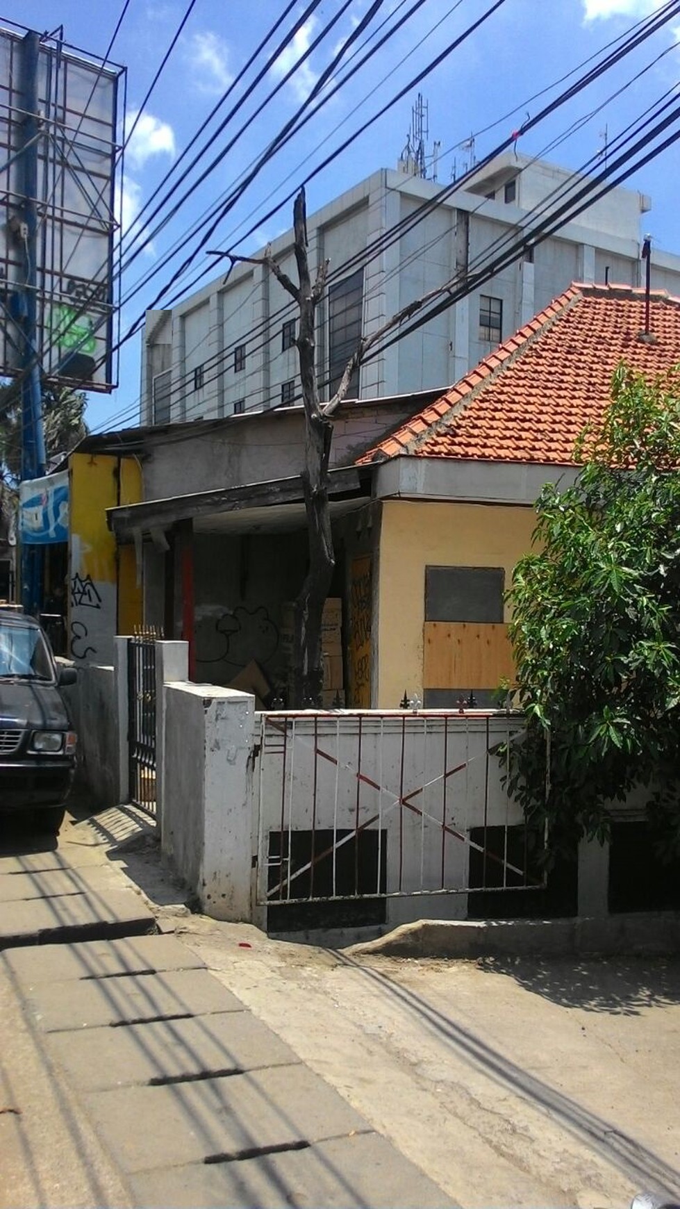 Daan Mogot raya.Rumah harga hitung tanah 18,5jt/meter