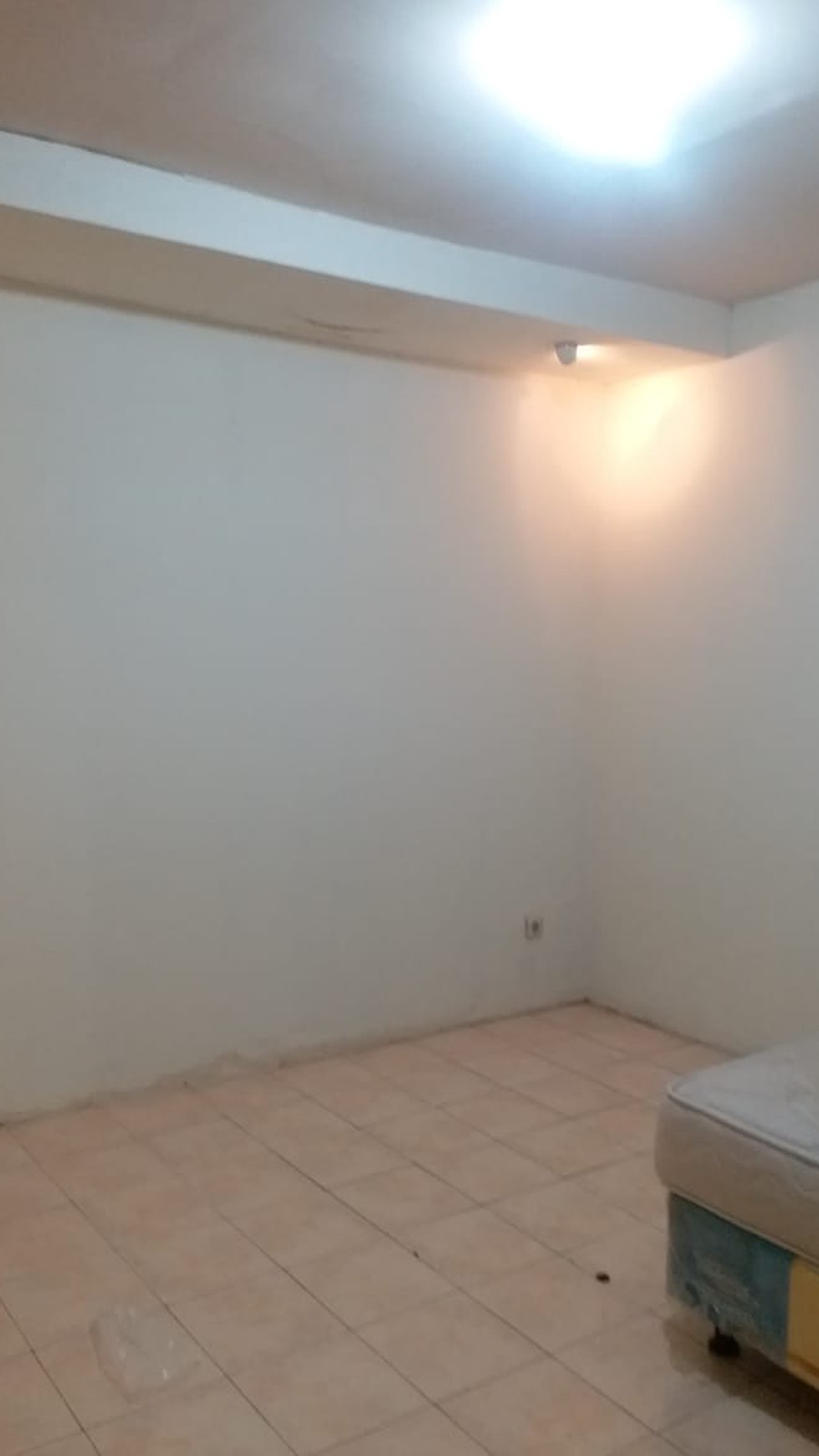 Disewakan Townhouse Taman Paris Lantai Dasar FF - Lippo Karawaci