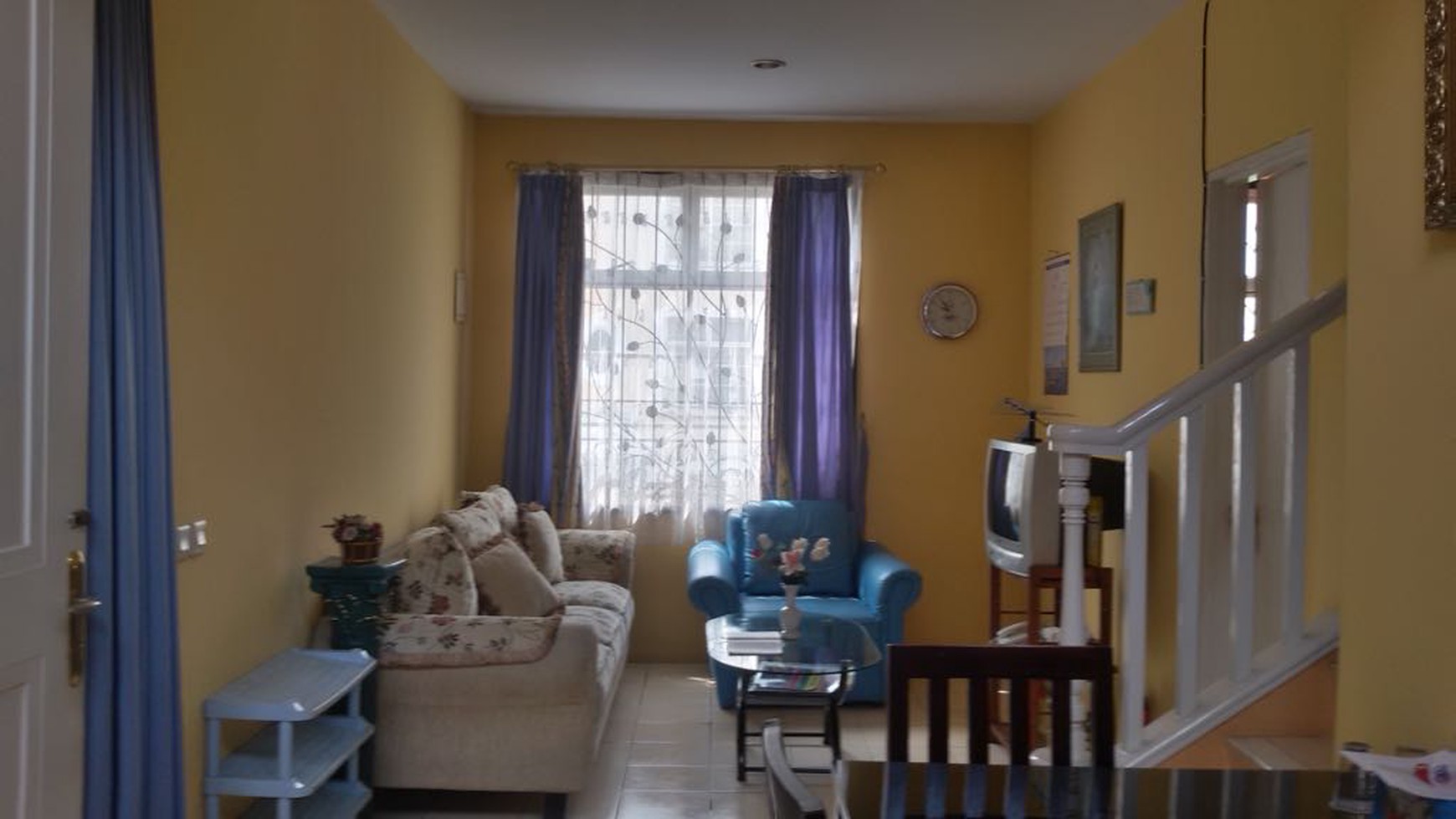 Dijual Townhouse di Taman Paris Lantai 2&3 Furnished - Lippo Karawaci