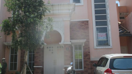 Disewakan Rumah di Cluster Alicante - Gading Serpong