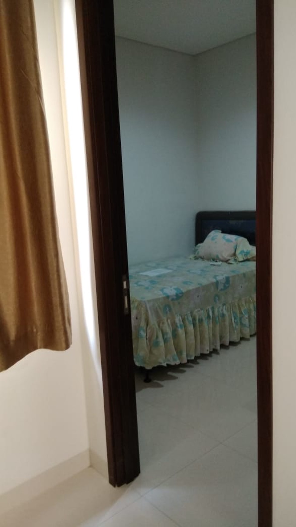 Rumah kost di Regent Town