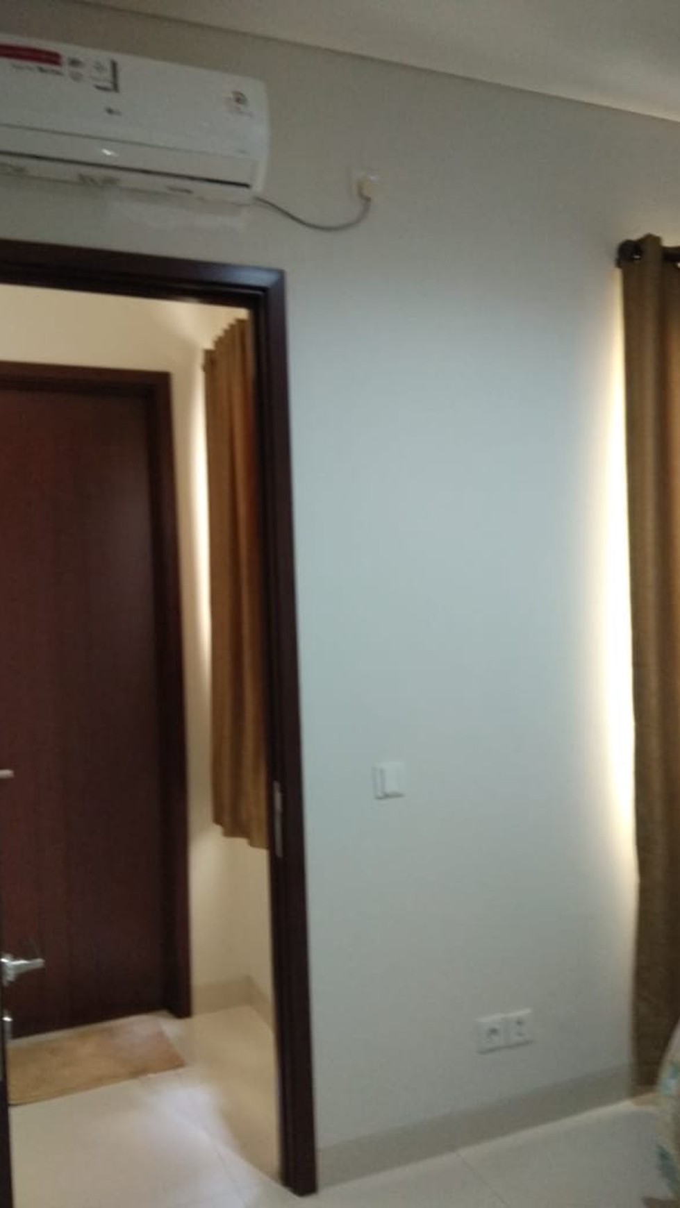 Rumah kost di Regent Town