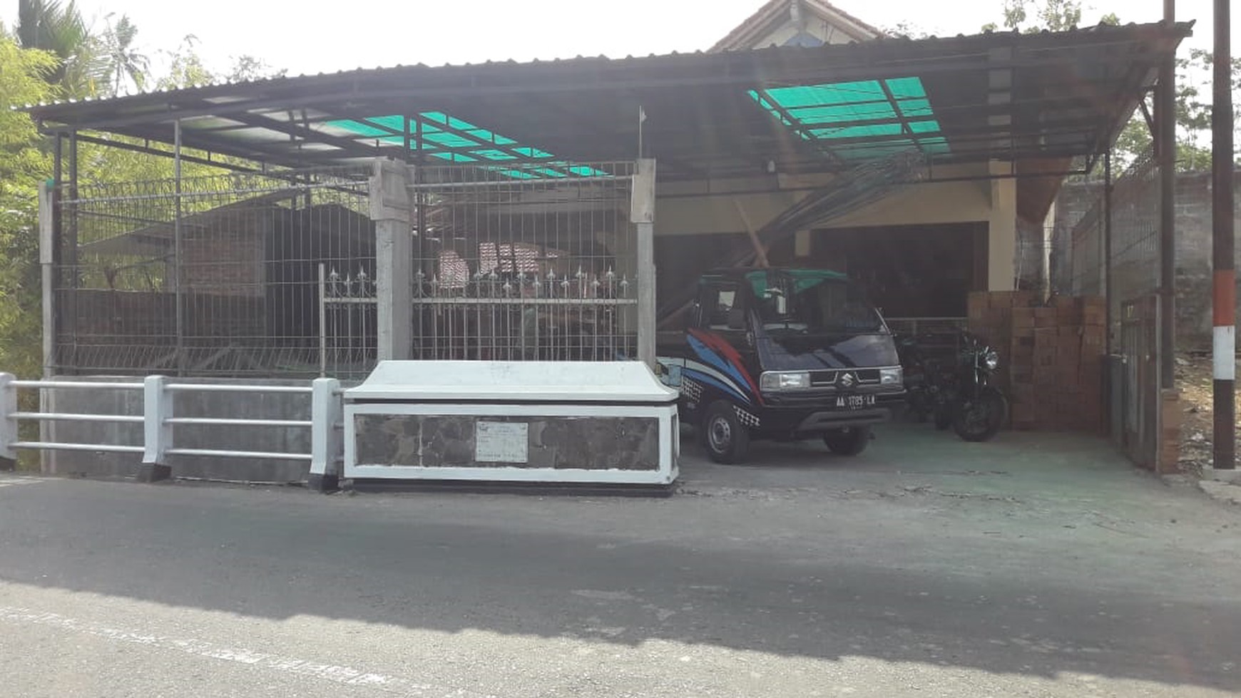 RUANG USAHA TOKO BANGUNAN+RUMAH, DI JL KALI ANGKRIK, KEBON AGUNG, MAGELANG.