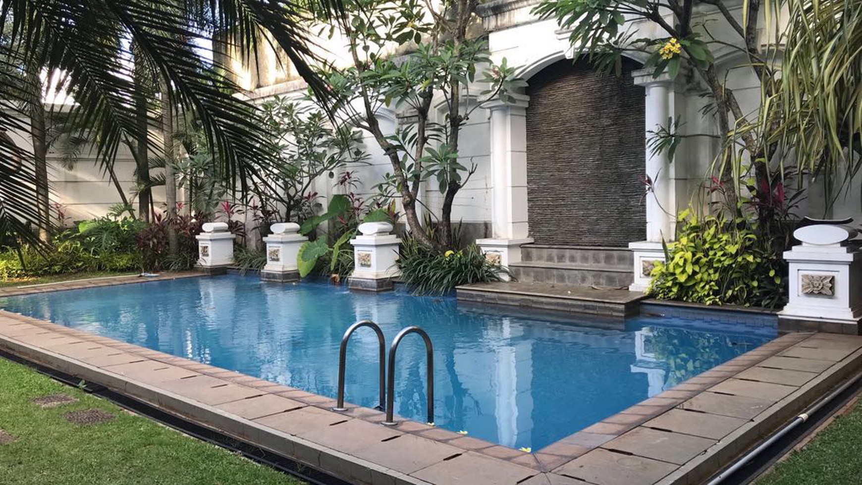 Rumah Mewah,Bagus sekali di Bintaro Jaya Sektor 1