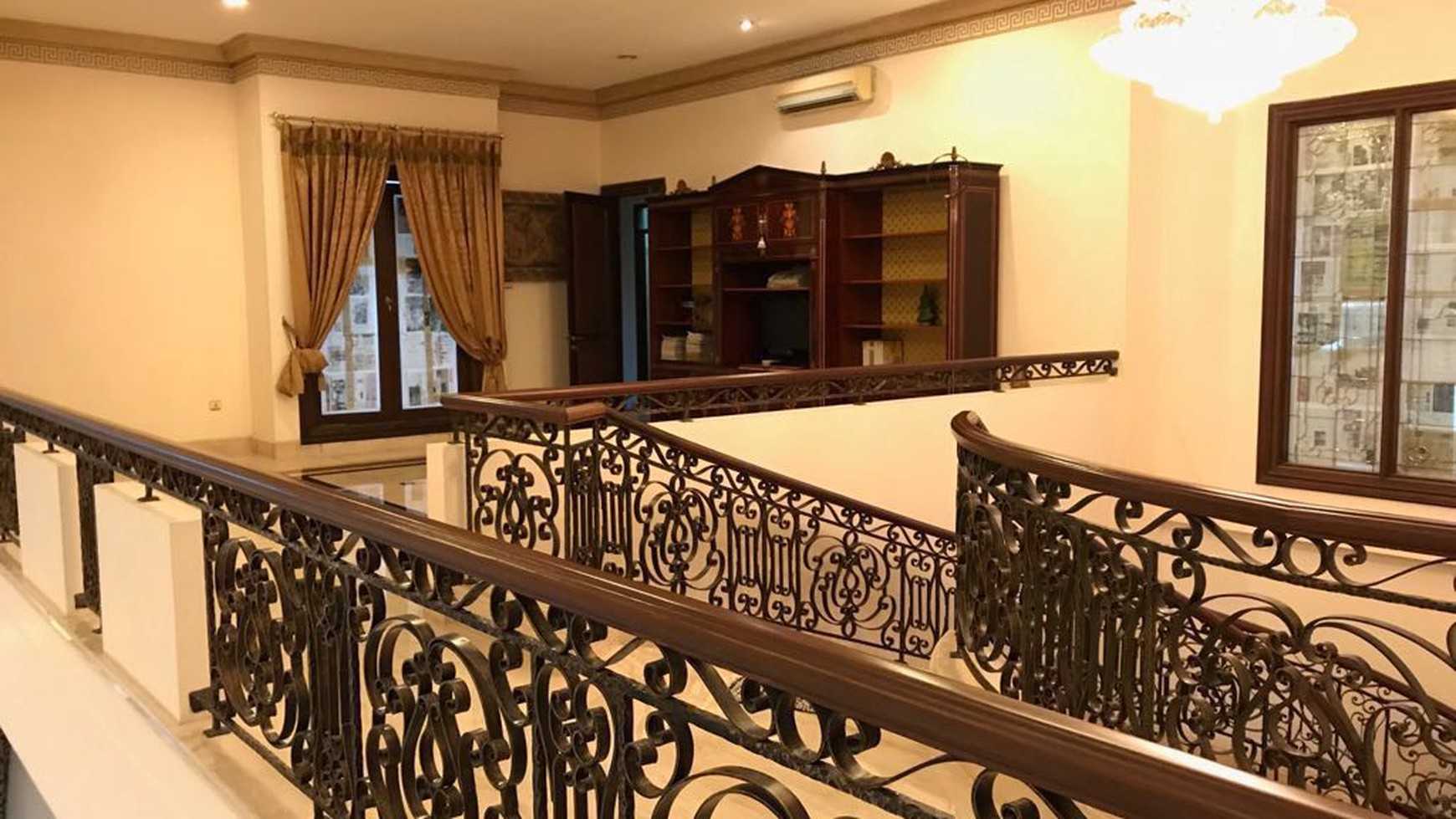 Rumah Mewah,Bagus sekali di Bintaro Jaya Sektor 1