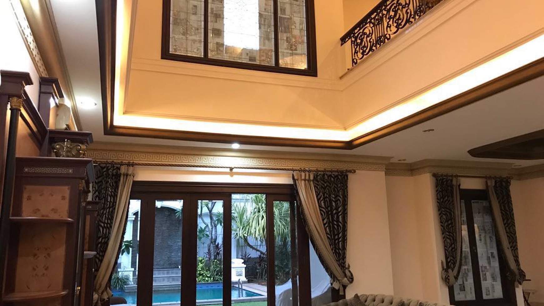 Rumah Mewah,Bagus sekali di Bintaro Jaya Sektor 1