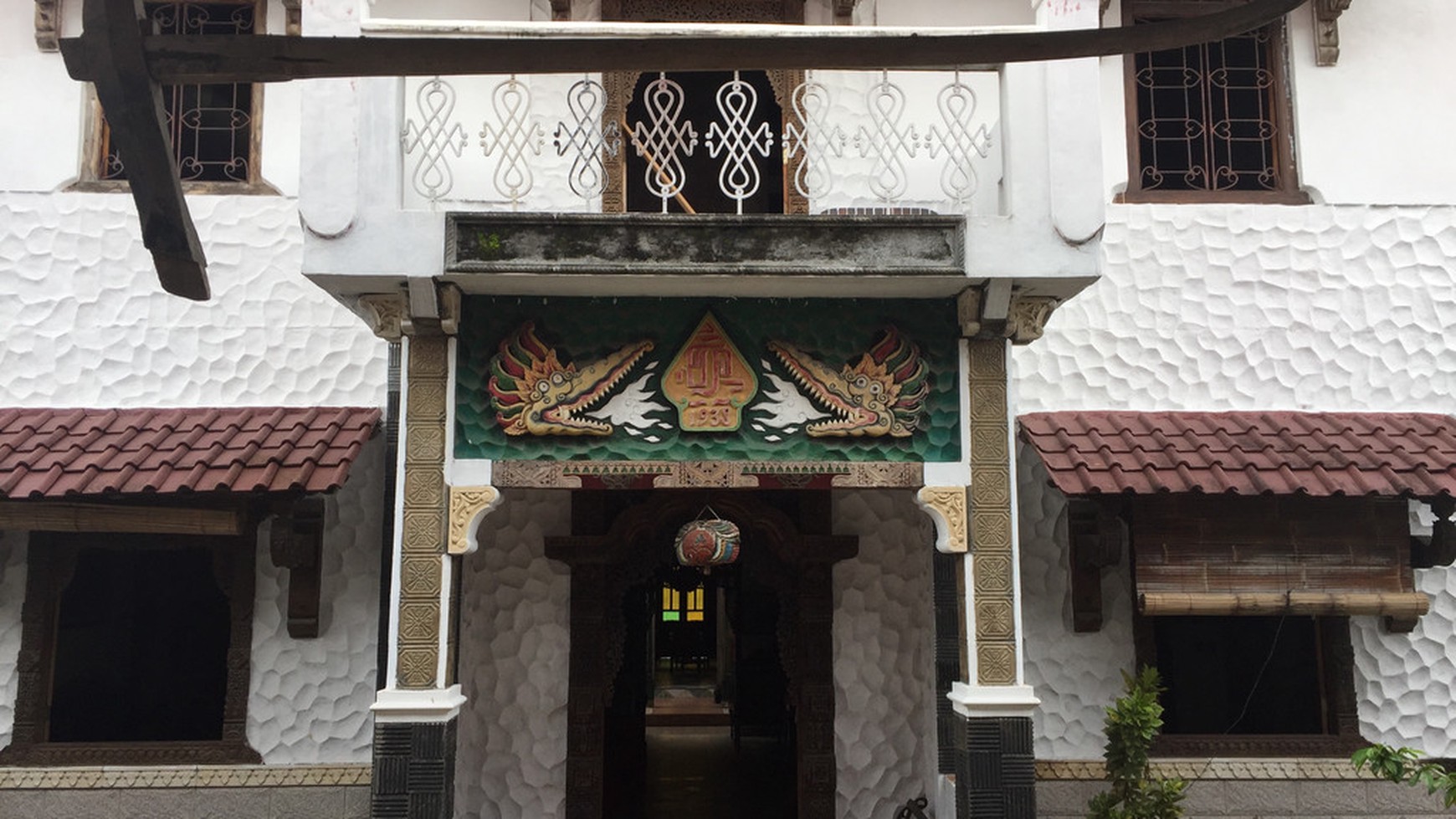 RUMAH ANTIQUE DI CANDI GEBANG , BARAT JOGJA BAY COCOK UNTUK HOMESTAY/RUMAH TINGGAL.