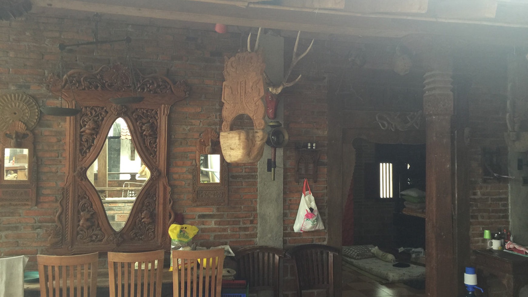 RUMAH ANTIQUE DI CANDI GEBANG , BARAT JOGJA BAY COCOK UNTUK HOMESTAY/RUMAH TINGGAL.