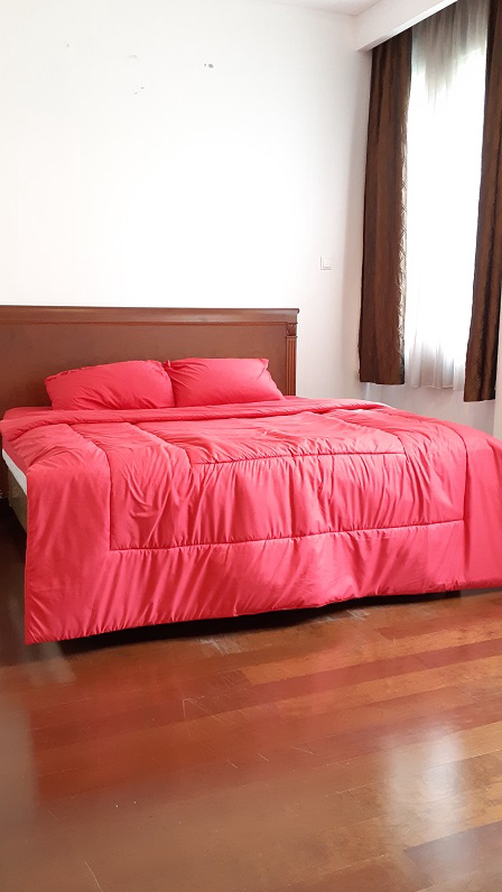 Apartemen di Pearl Garden Resort, Gatot Subroto, Jakarta Selatan, Furnished, Pool View