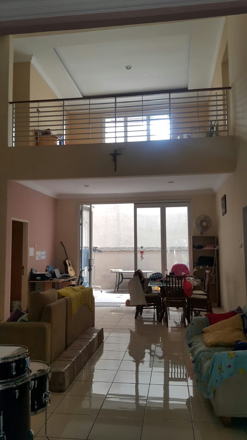 Dijual Rumah Posisi Hoek di Sektor 1B - Gading Serpong