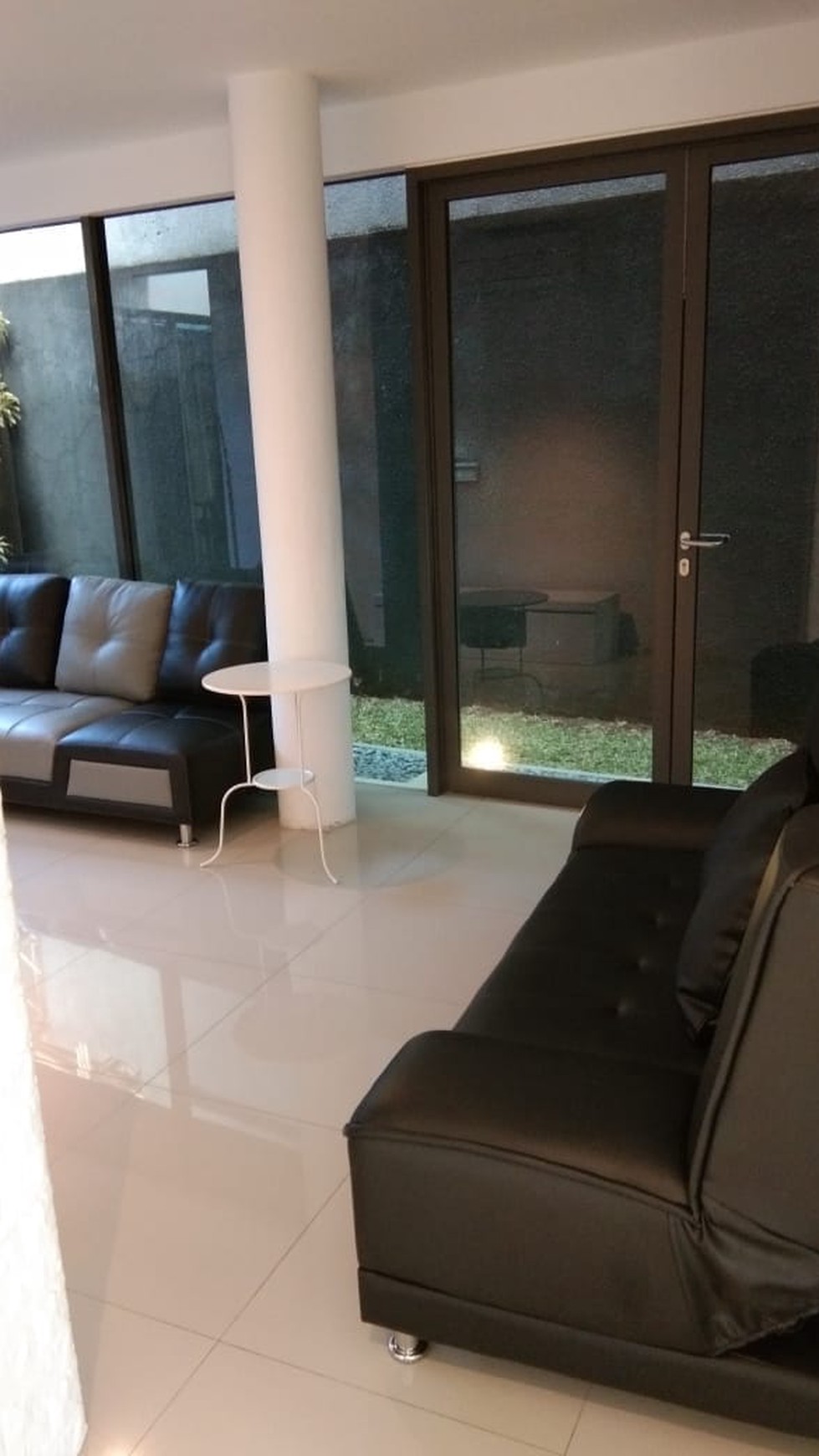 Rumah di Pesanggrahan Jakarta Selatan