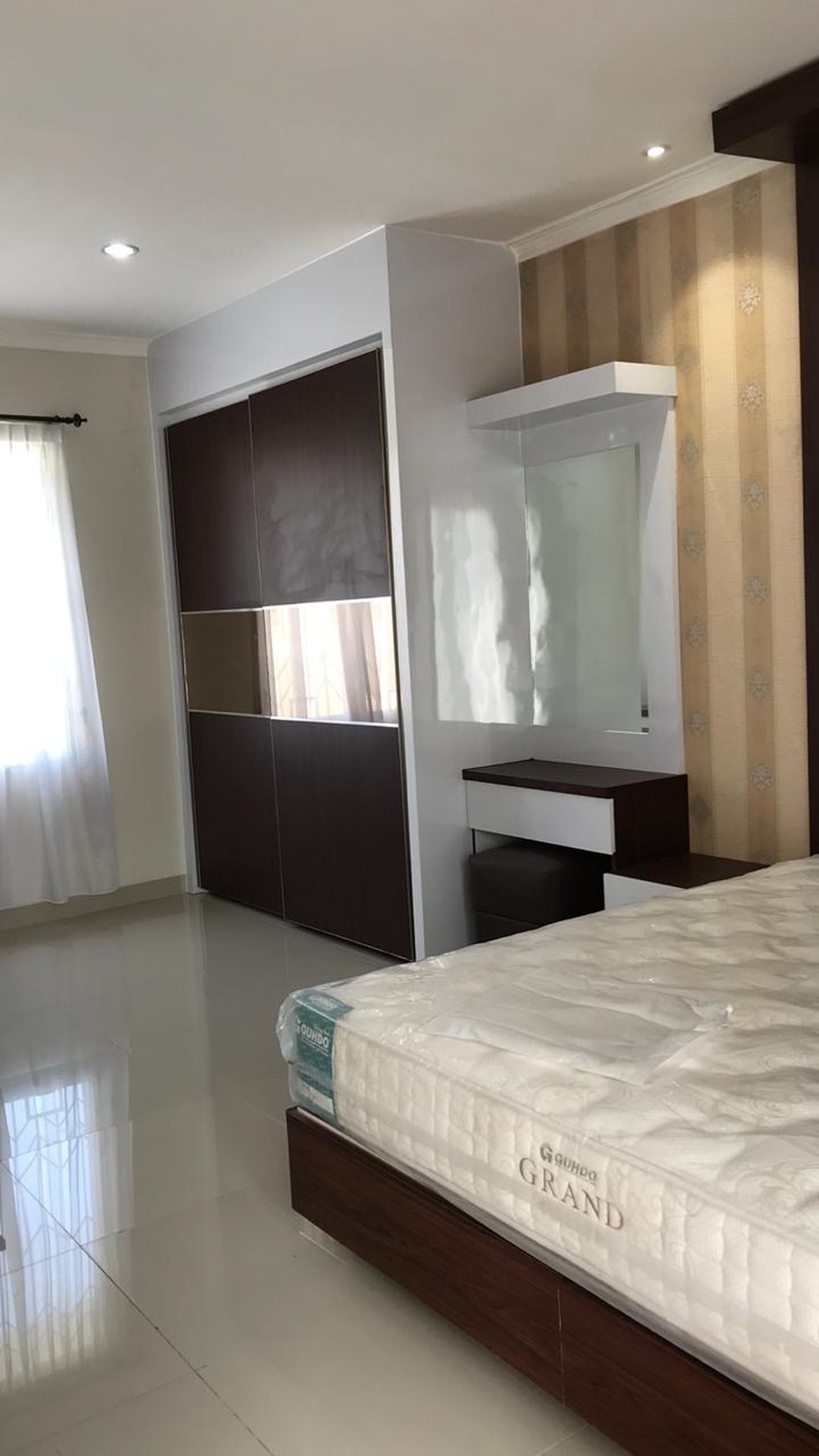 Rumah cluster ambrosia Lippo Cikarang, Disewakan !!