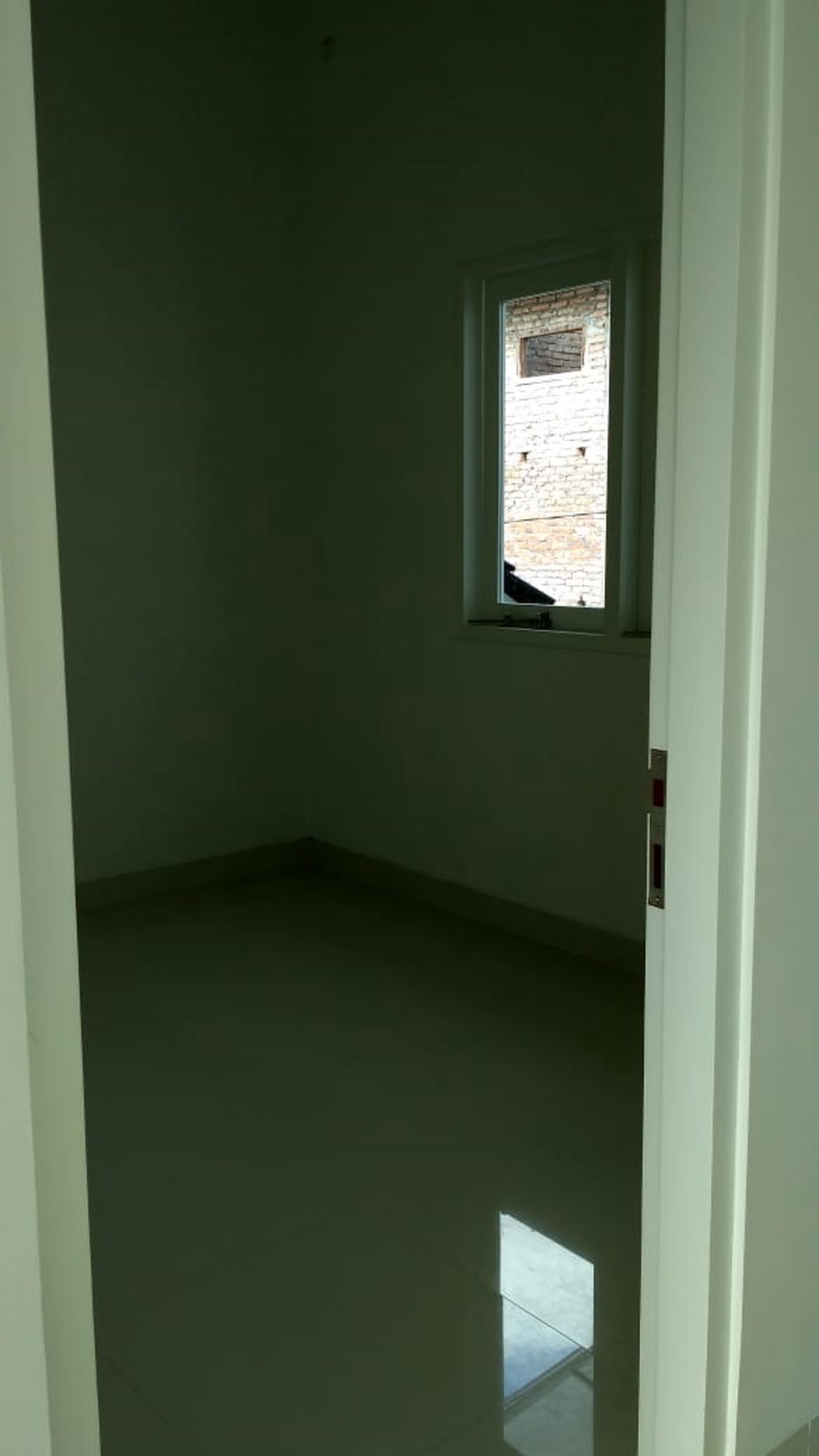 RUMAH MEWAH COCOK UNTUK KELAURGA BESAR, DI RANDUSARI, KALASAN.