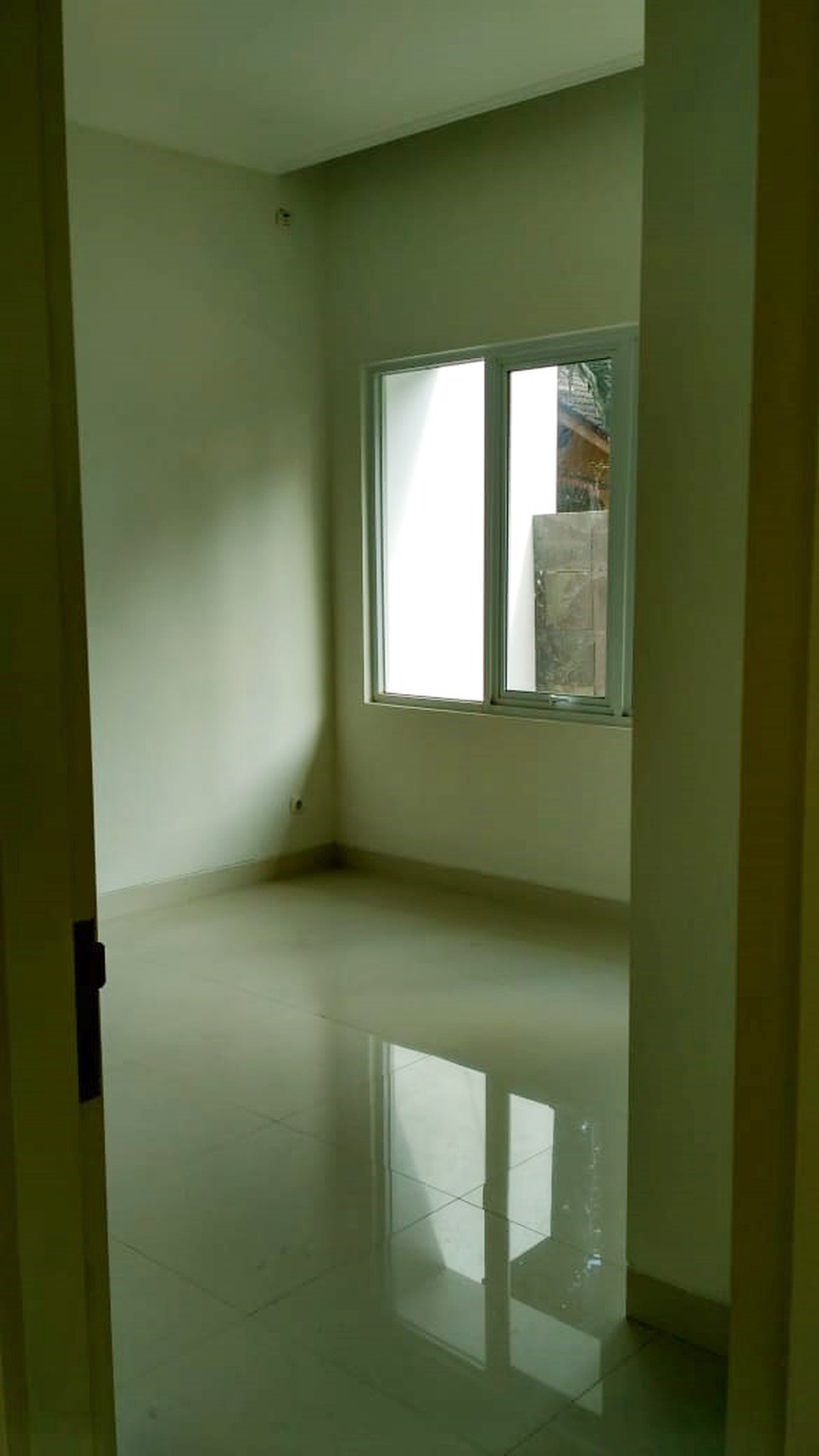 RUMAH MEWAH COCOK UNTUK KELAURGA BESAR, DI RANDUSARI, KALASAN.
