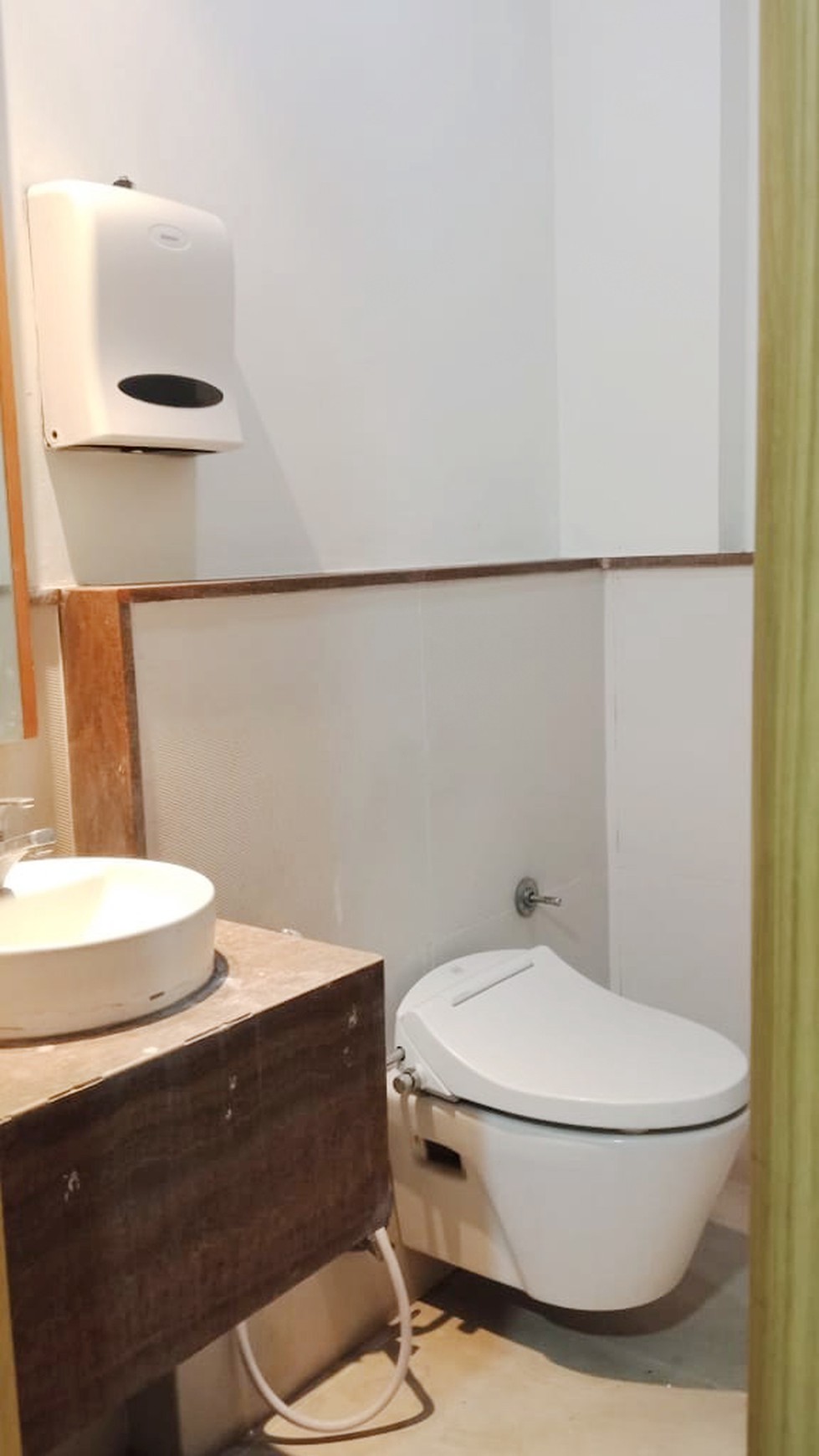 Ruko Strategis Di Tebet Barat, Jakarta Selatan