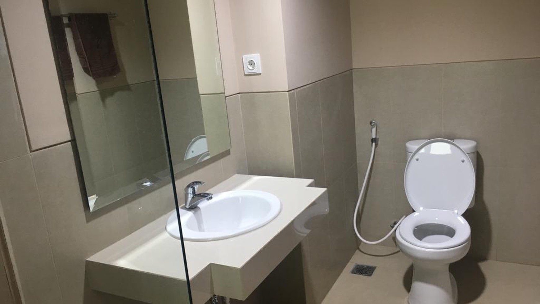 Disewakan Apartment U-Residence Type 2BR Luas Bangunan Lebih Besar- Lippo Karawaci