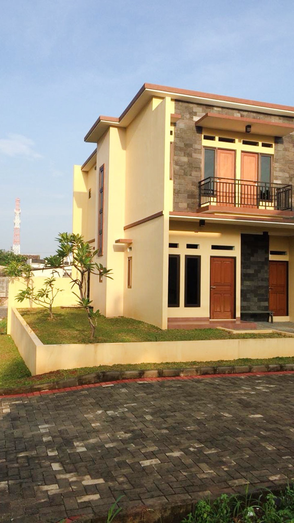 Rumah Bagus Di Cluster Puri Pakkita, Petukangan, Jakarta