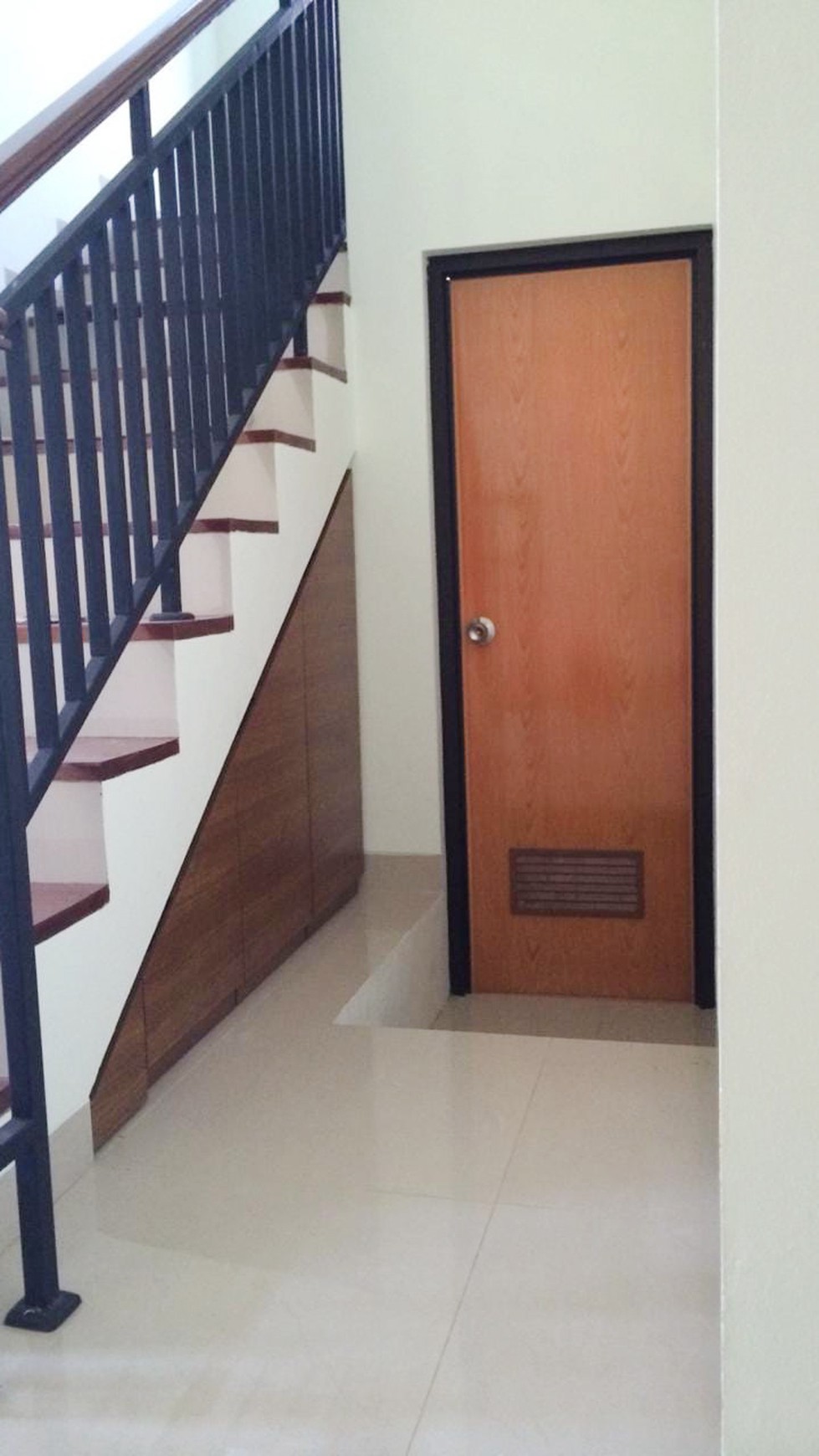 Rumah Bagus Di Cluster Puri Pakkita, Petukangan, Jakarta