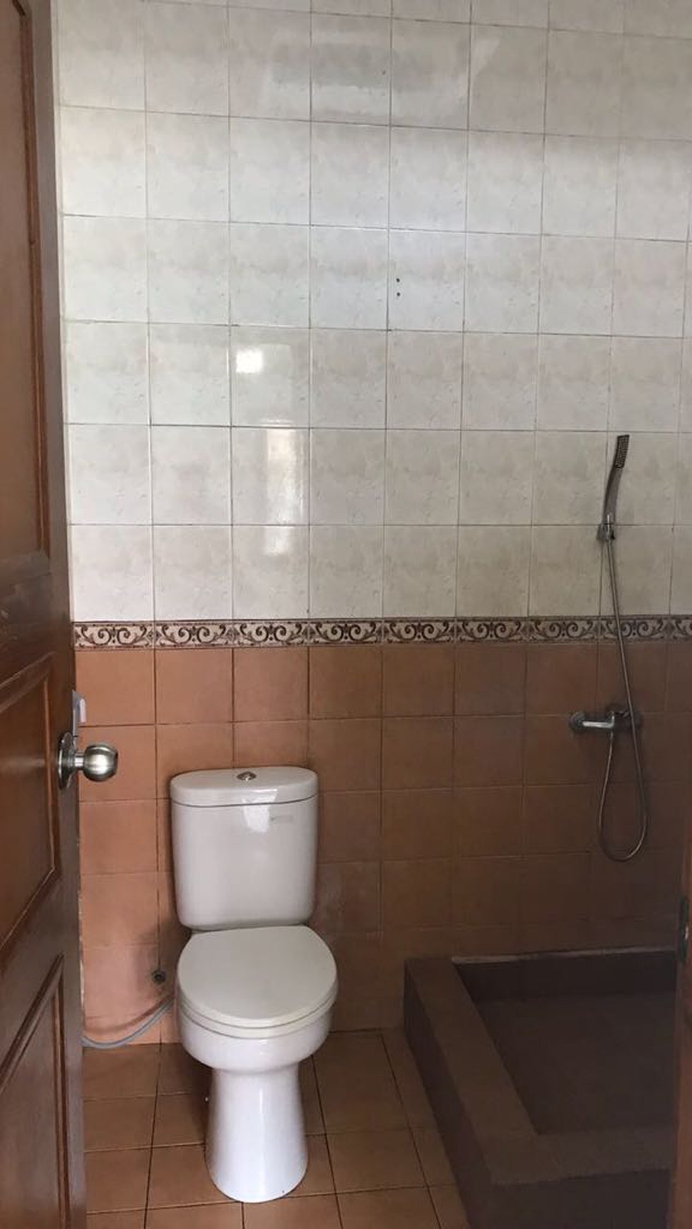 Rumah Cantik ,siap huni di Bintaro Jaya 9