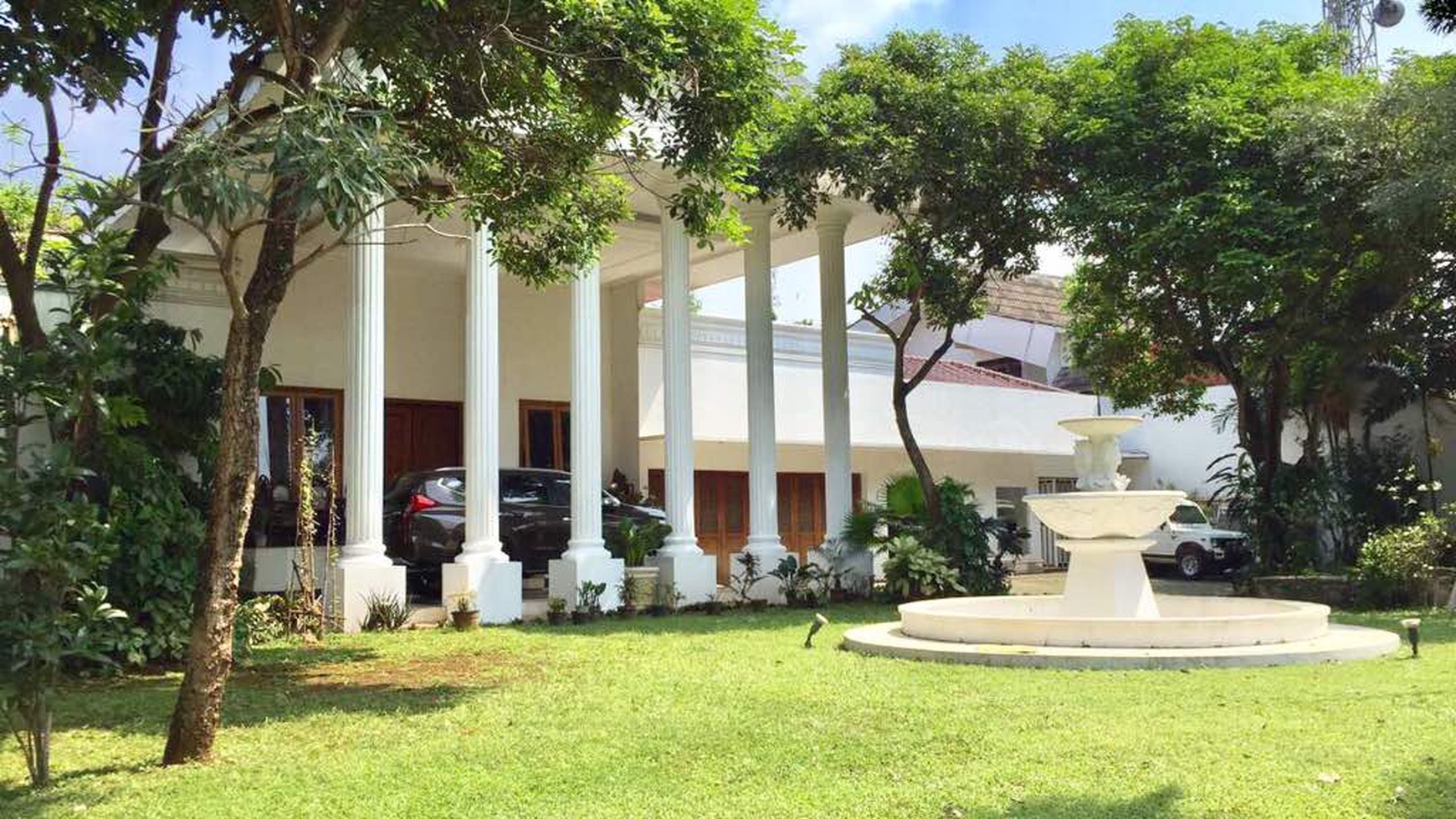 Luxury House at Lebak Bulus, Jl. Nangka