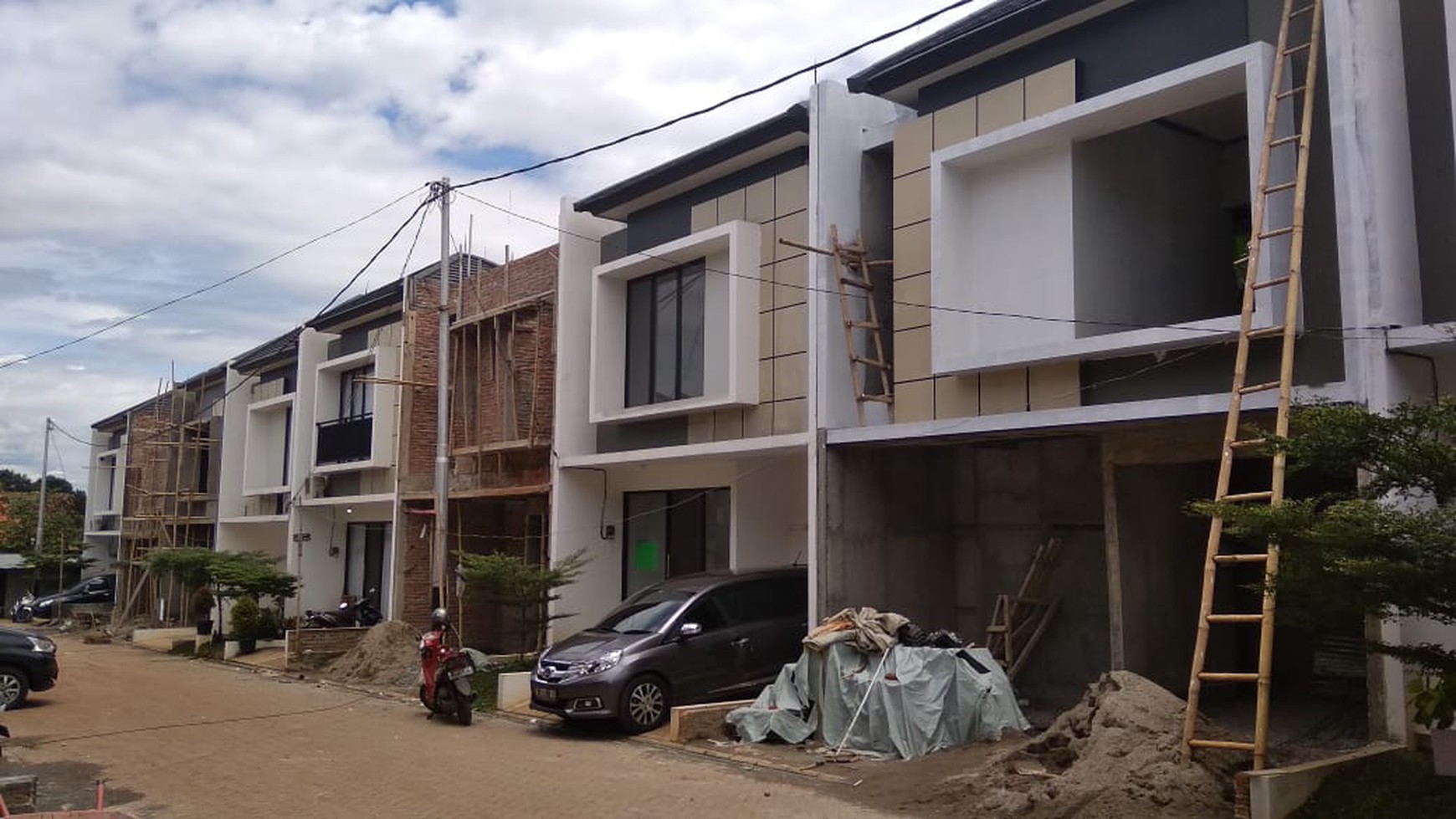 RUMAH CLUSTER di Pondok Serut, 2 Lantai, Luas 57 Meter, Harga 775 Juta NETT.