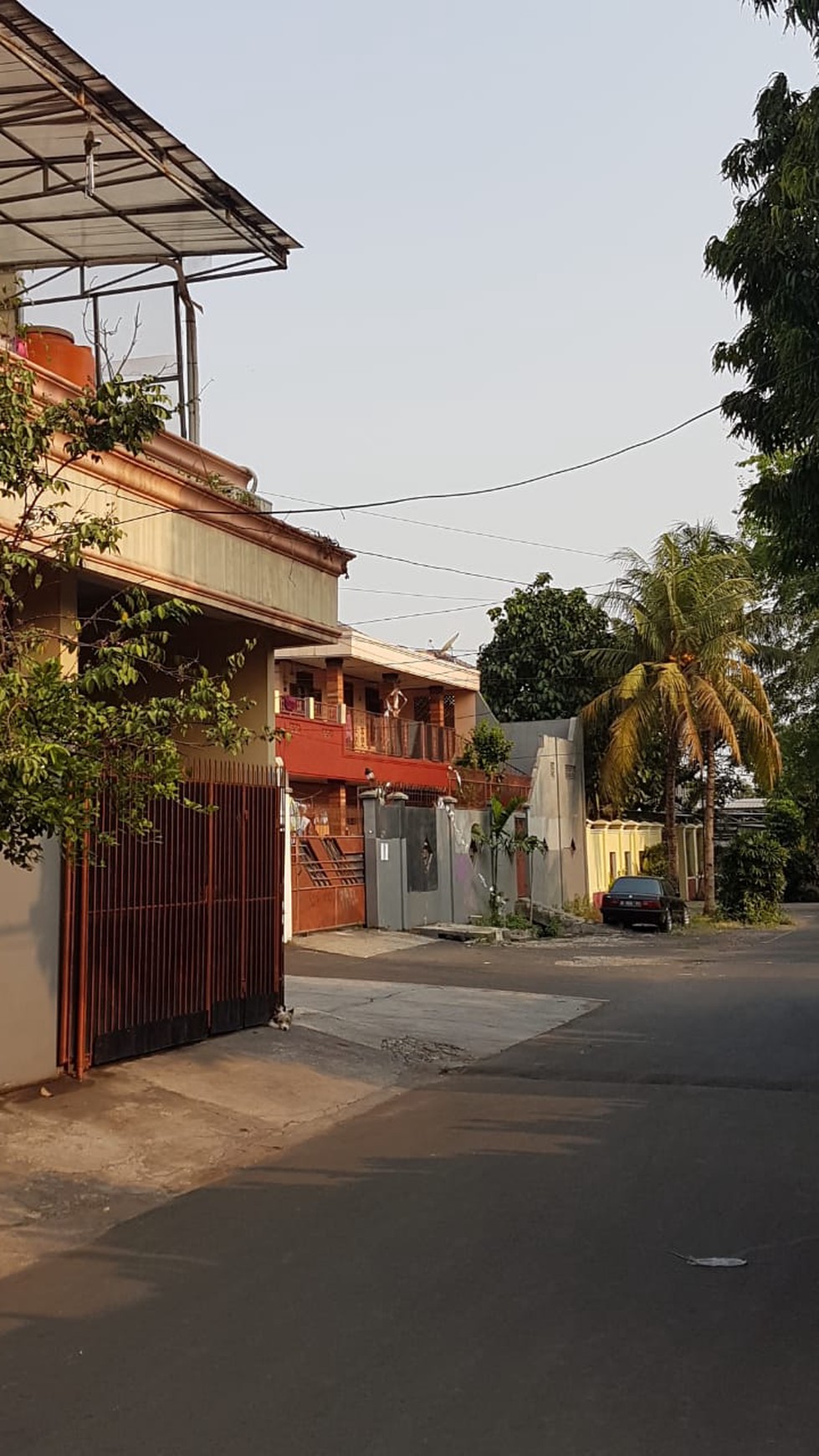 RUMAH di JOGLO Jakarta Barat dekat KAV. HANKAM, Luas 101 Meter, Harga 1,3 M, NEGO.