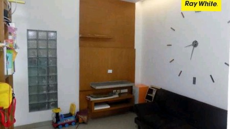 RUMAH UNIK, 2 Lantai di Pondok Kacang, Luas 72 Meter, HARGA 1,2 M, NEGO.