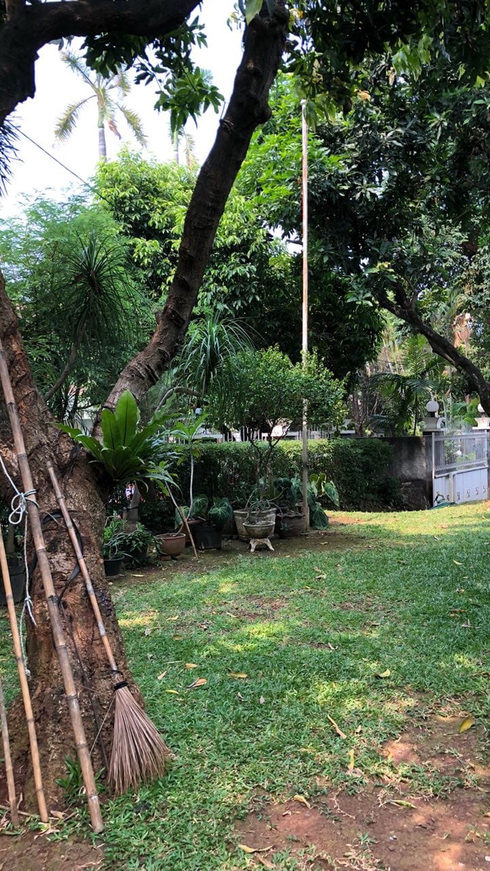 Rumah Mewah,Bagus,siap huni di Kuningan Timur Setiabudi
