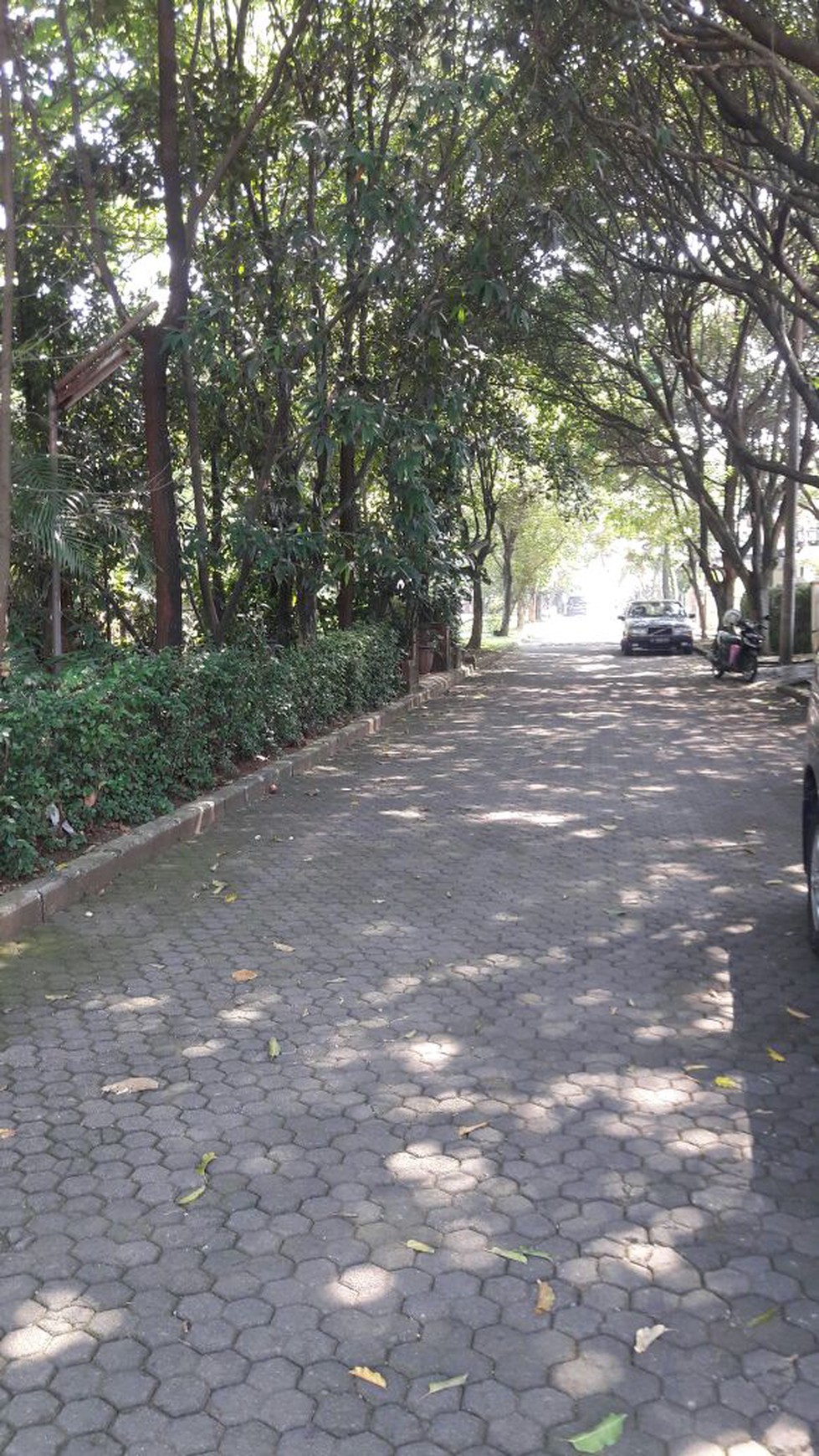 Perumahan Graha Cinere jalan lebar,bagus di Depok