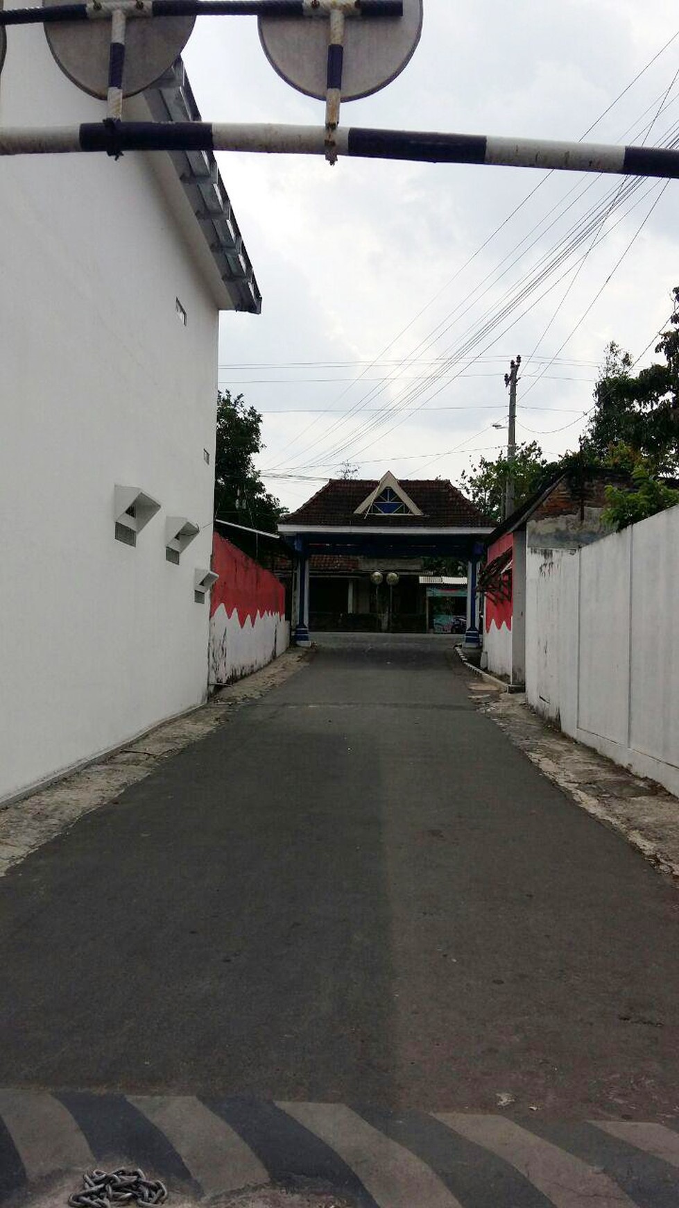 RUMAH KOST 16KT DI DEKAT KAMPUS UII, DALAM PERUMAHAN PERUM PAMUNGKAS
