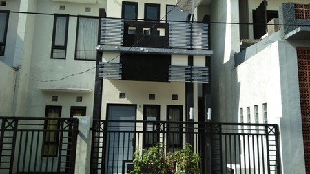 dijual rumah minimalis sedati 7x15 2 lantai