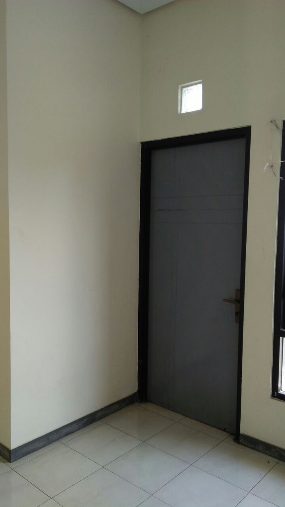 dijual rumah minimalis sedati 7x15 2 lantai
