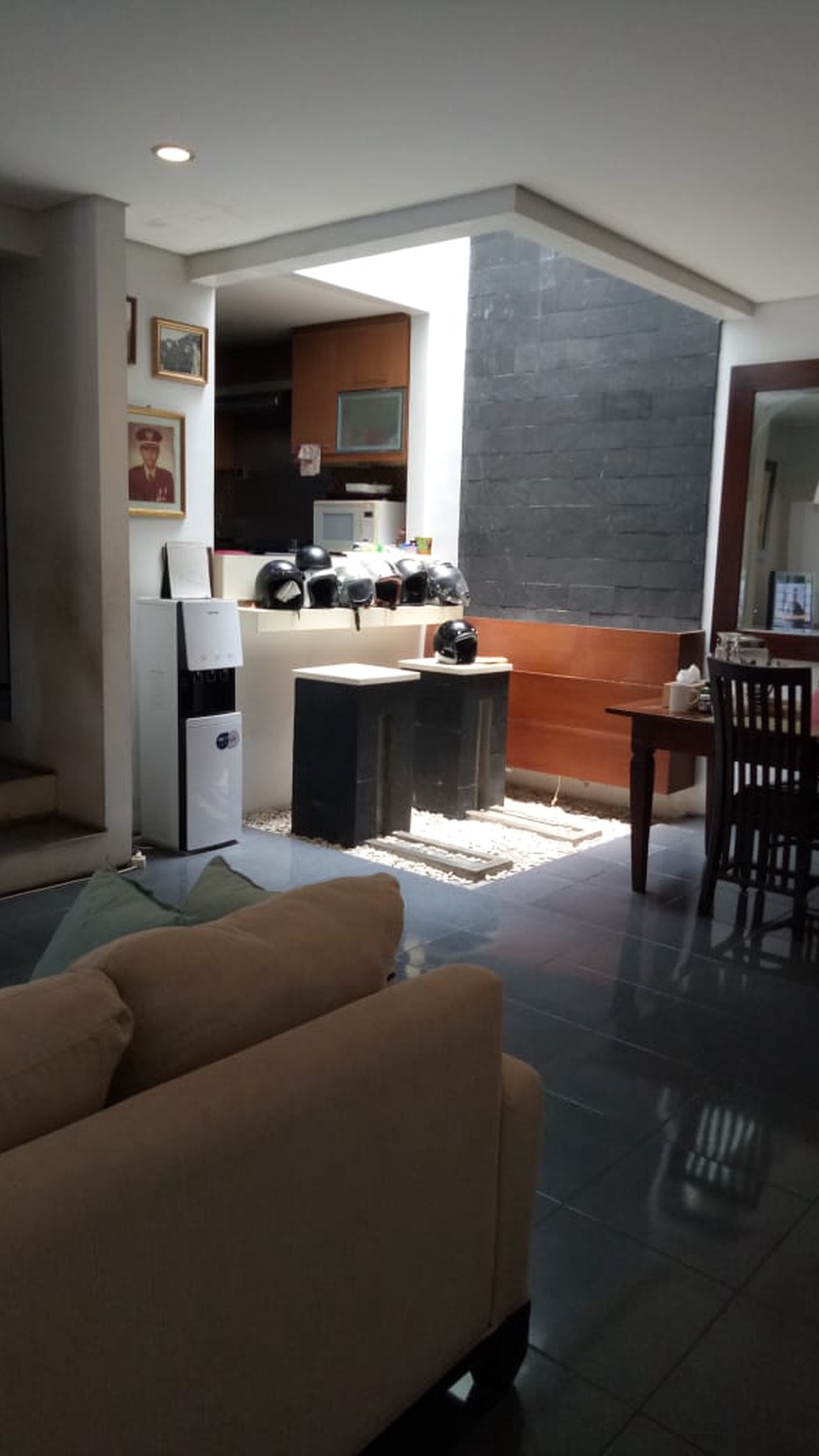 Rumah Bagus,Cantik,siap huni  di Bintaro Jaya 9