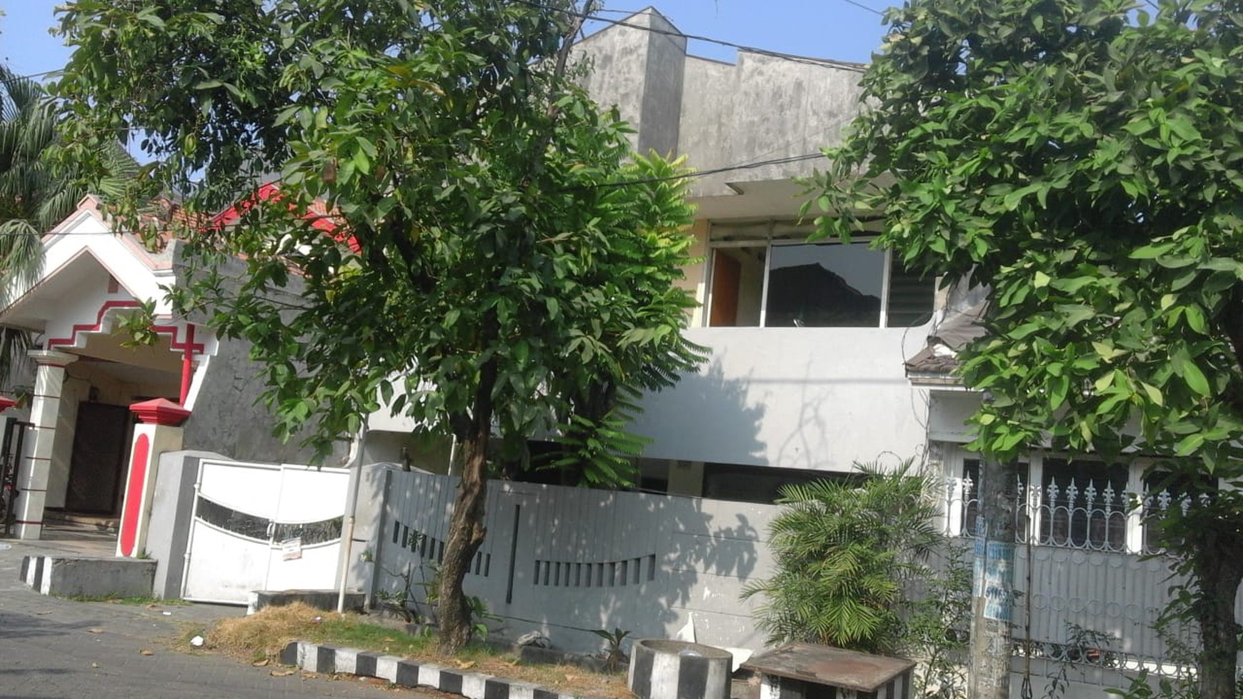 jual rumah daerah ngagel bisa untuk kos