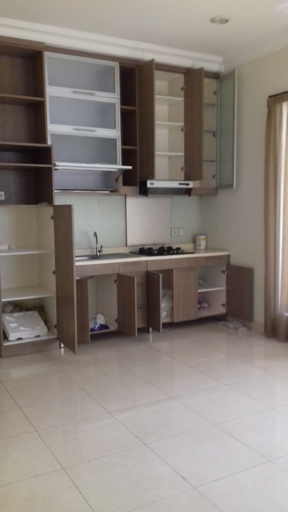 Rumah siap huni di Banyan Ville