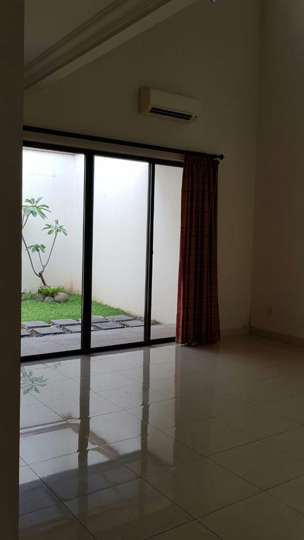 Rumah siap huni di Banyan Ville