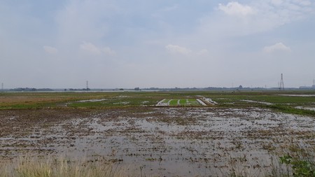 Tanah dijual di Karawang Barat