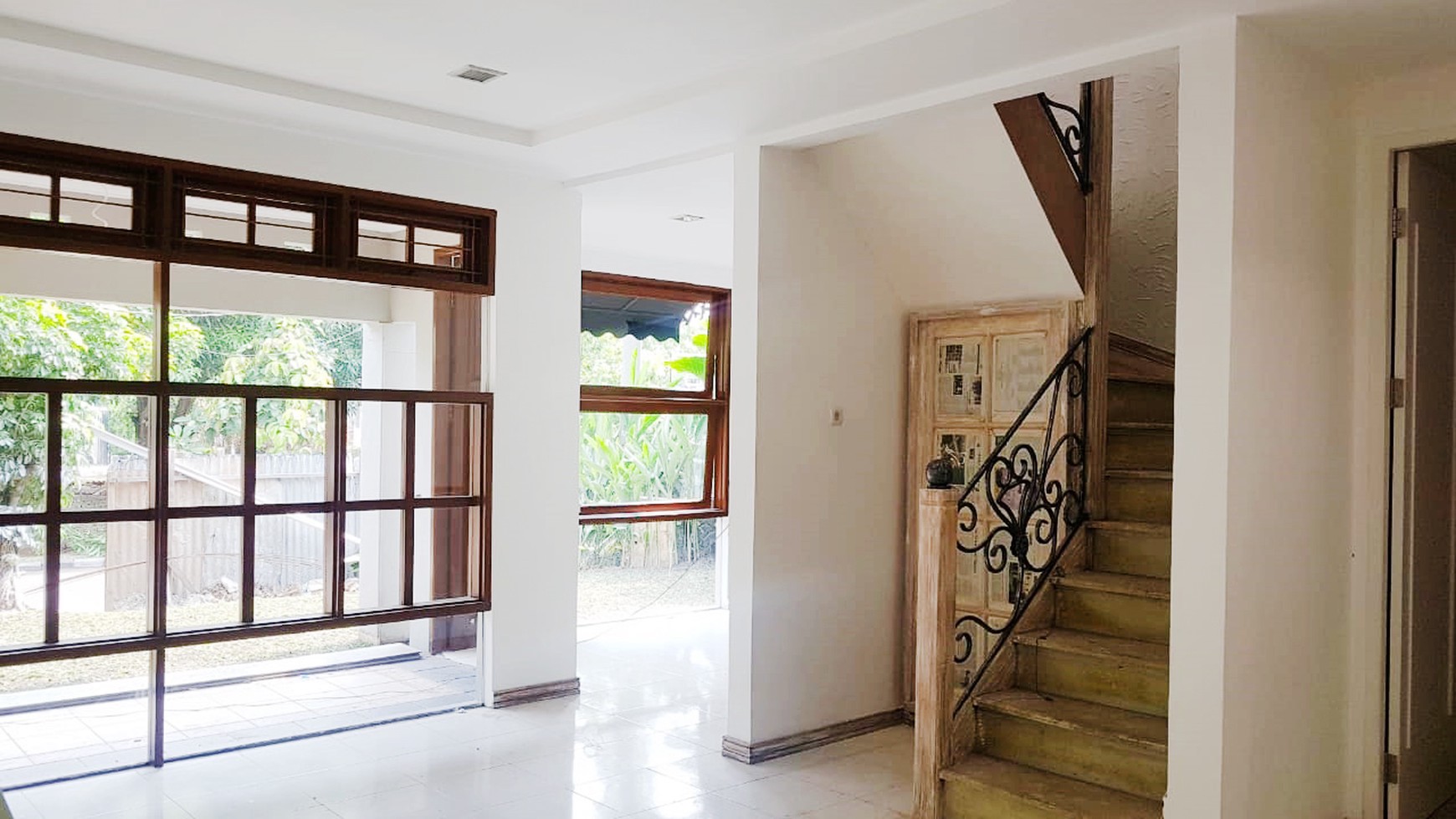 Rumah Nyaman dan Siap Huni di Kawasan Kasuari, Bintaro