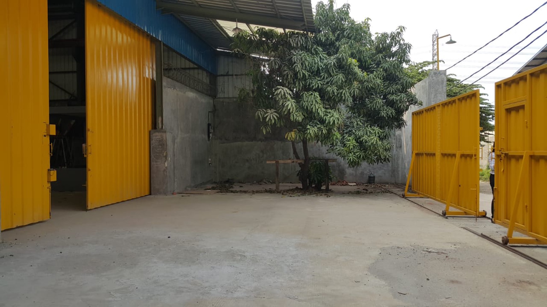 Disewakan Gudang di Jl. KH. Hasyim Ashari - Pinang, Tangerang