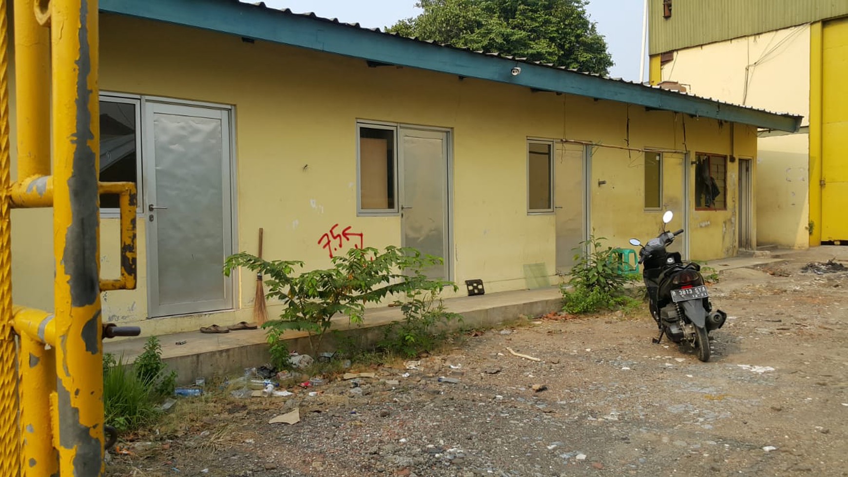 Disewakan Gudang di Jl. KH. Hasyim Ashari - Pinang, Tangerang