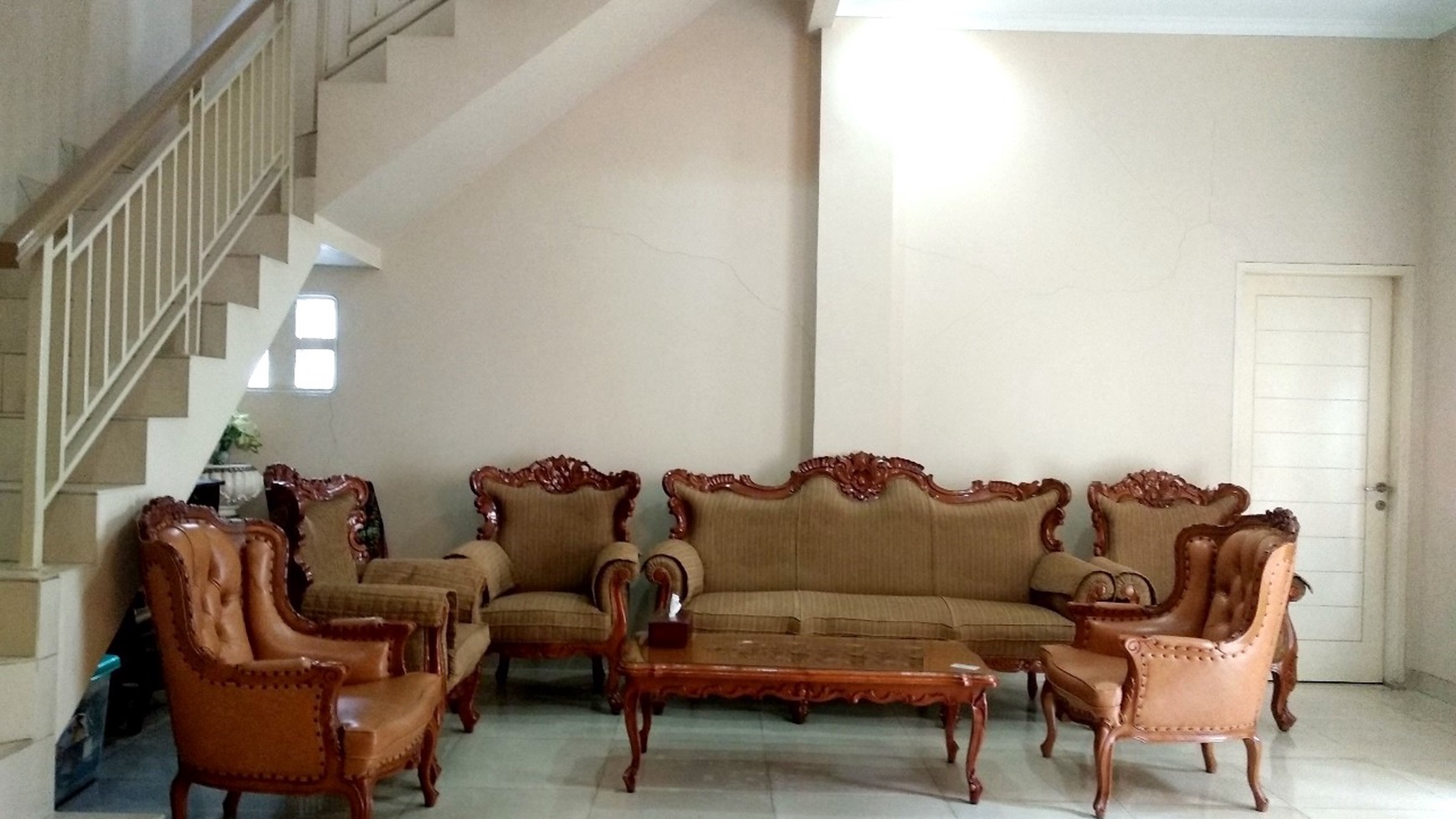 Rumah siap huni di pesanggrahan